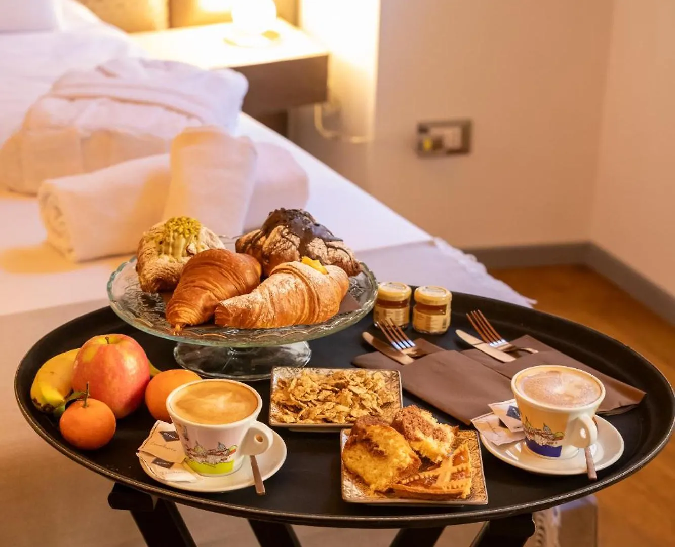 Fontana Di Trevi Roma Luxury Suite 0*,