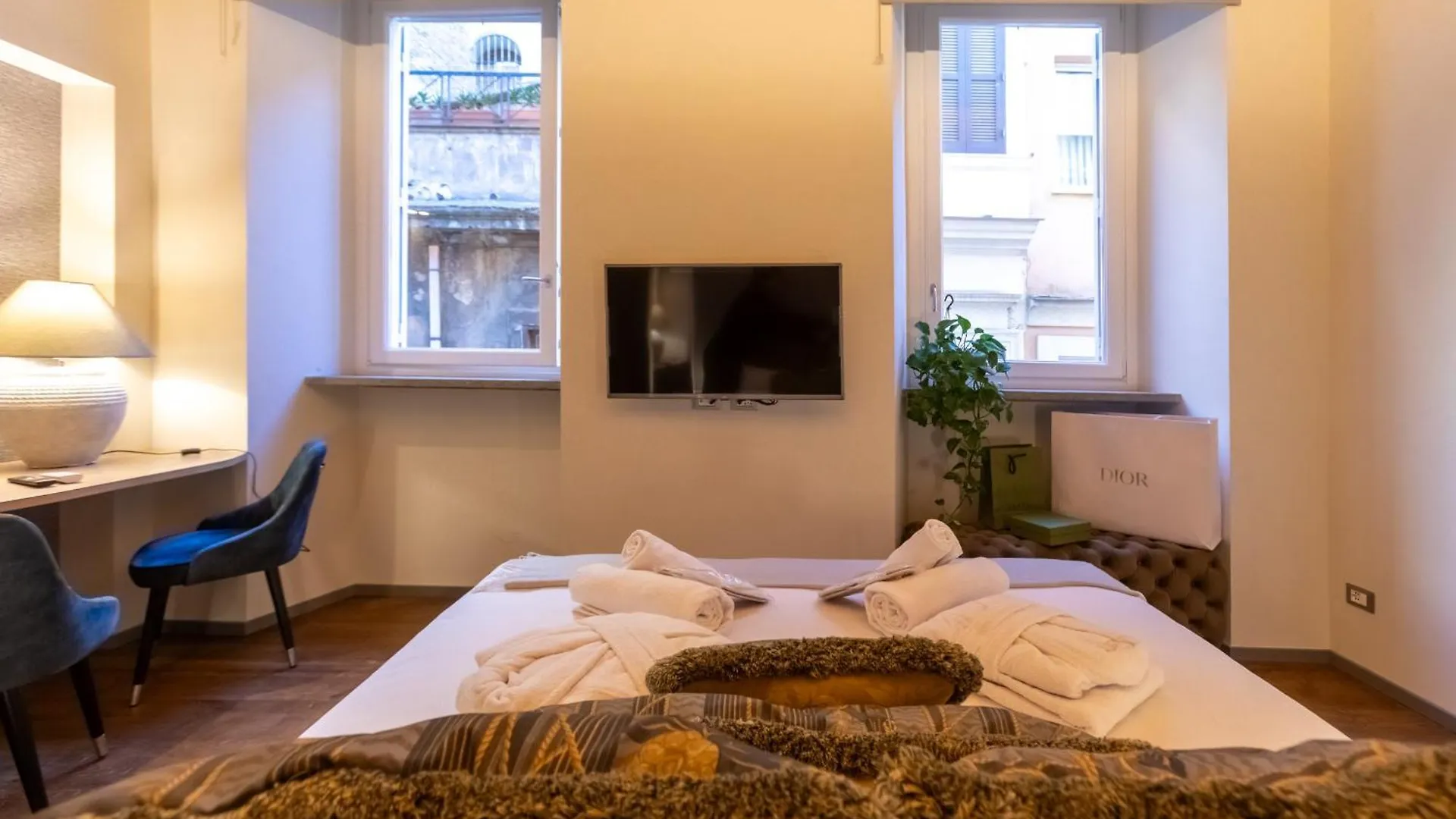 Fontana Di Trevi Roma Luxury Suite 0*,