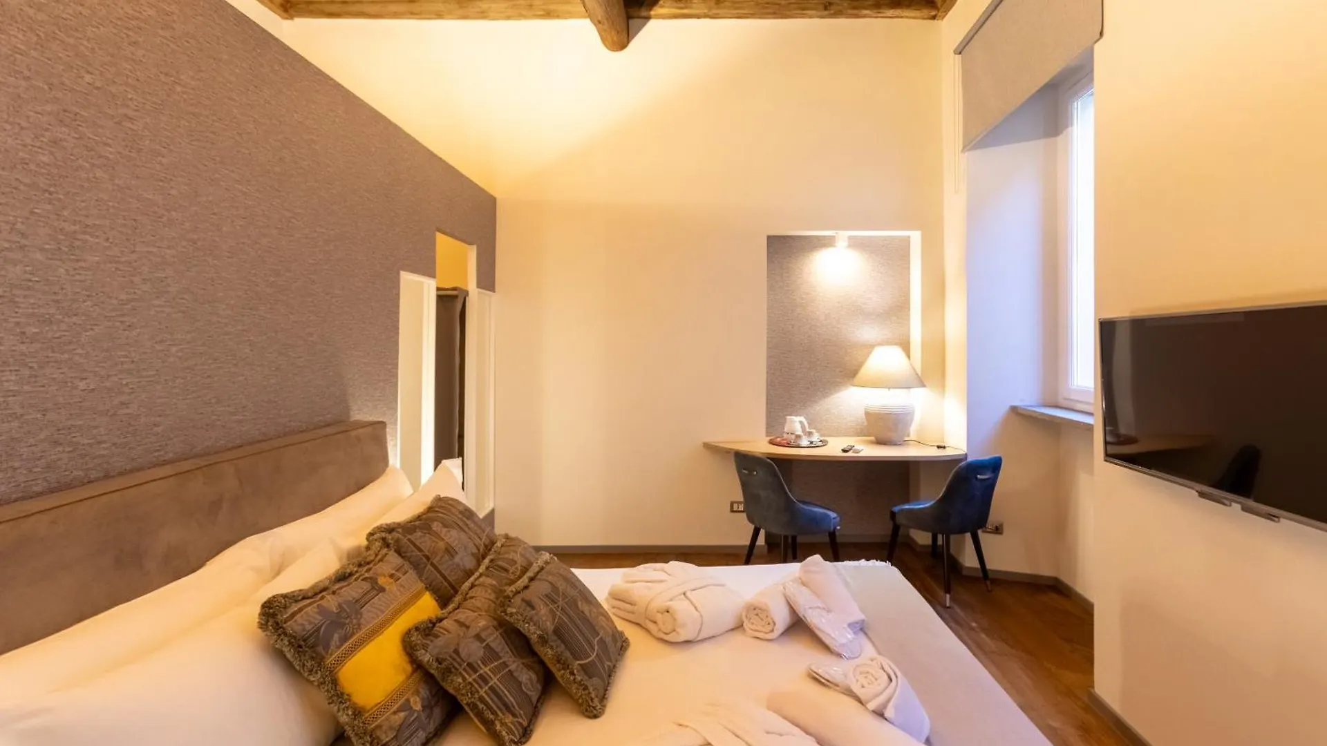 Affittacamere Fontana Di Trevi Roma Luxury Suite
