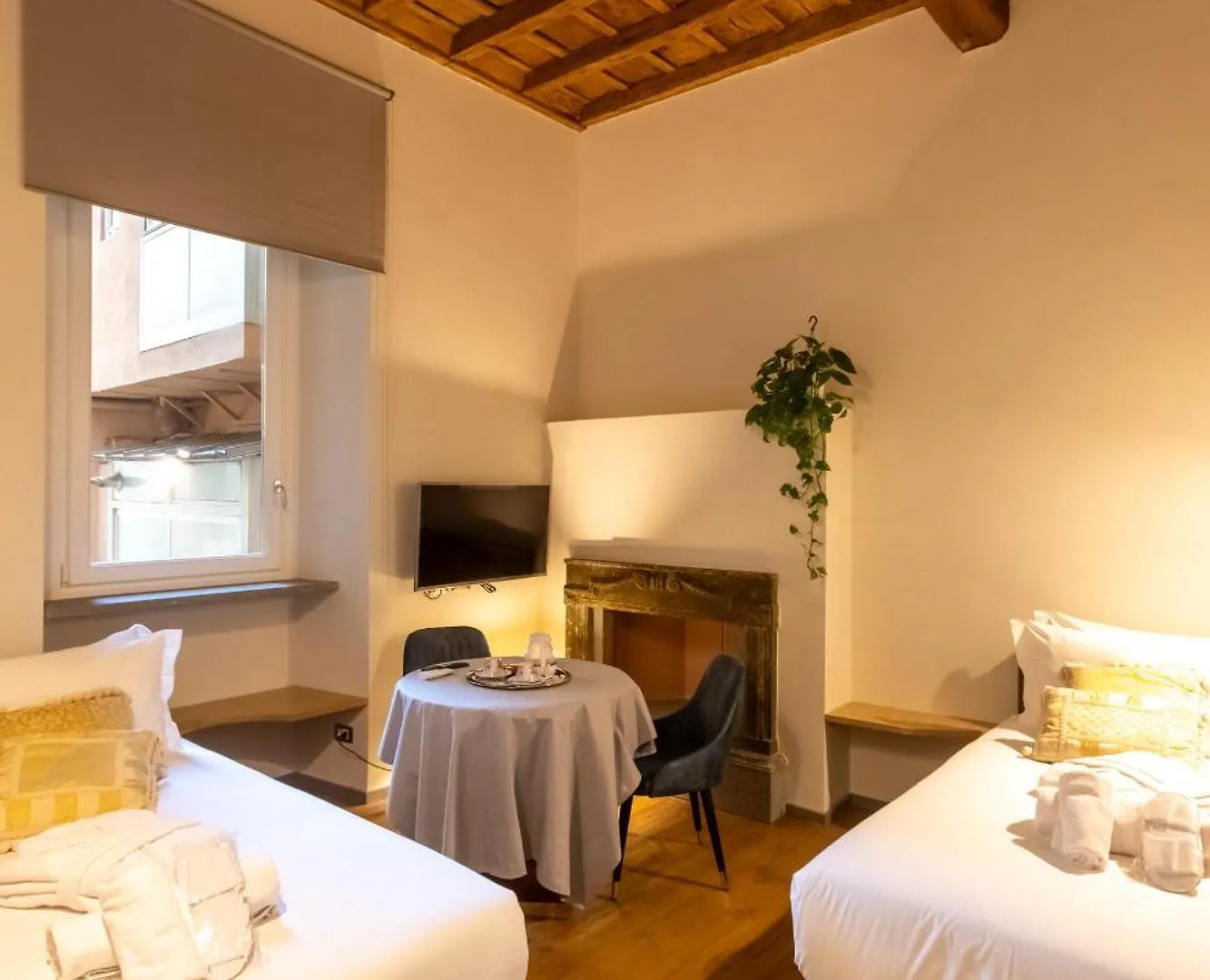 Fontana Di Trevi Roma Luxury Suite Affittacamere