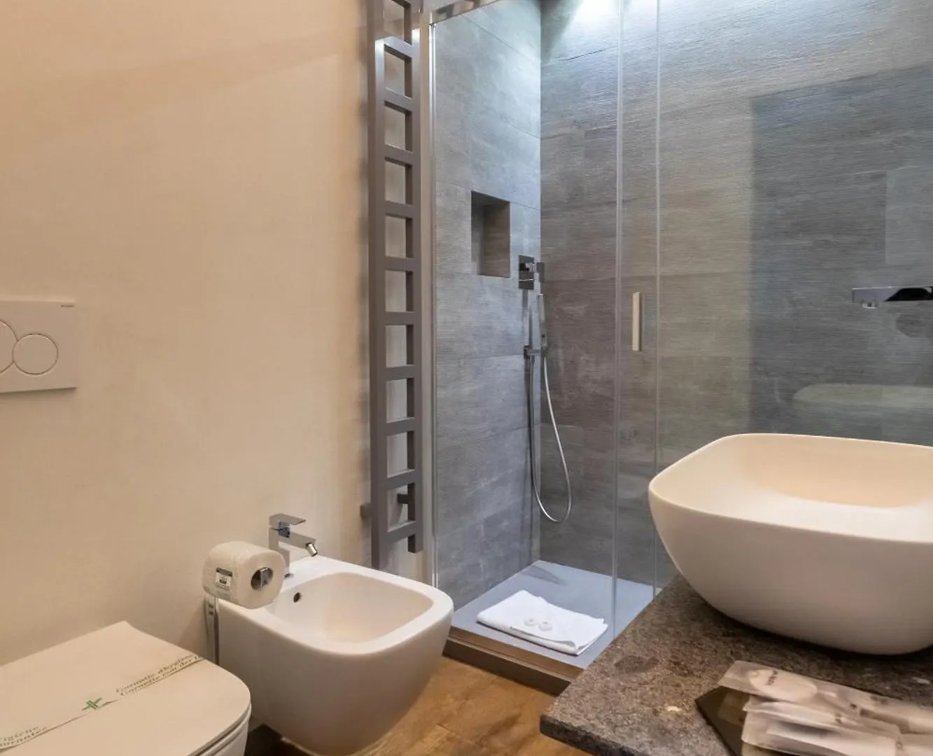 Fontana Di Trevi Roma Luxury Suite Pensjonat