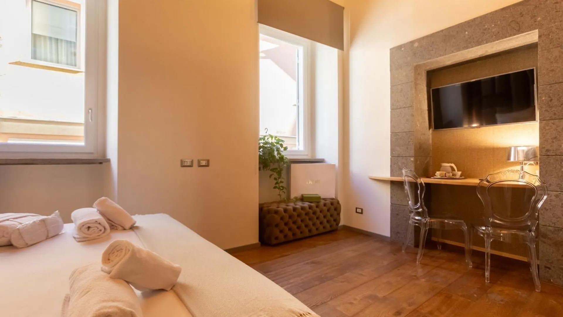 Fontana Di Trevi Roma Luxury Suite 0*, Rzym